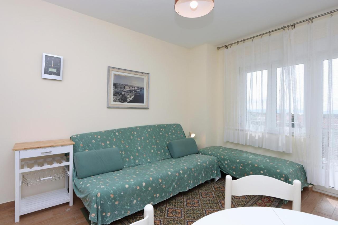 Apartments With A Parking Space Punat, Krk - 5410 Экстерьер фото